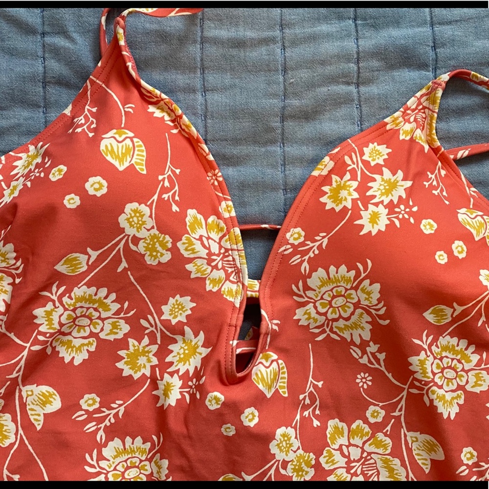 Women one piece swimsuit